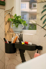 HANSGROHE Badezimmerset WallStoris mattschwarz mit Wandstange, Ablagekorb, Deckel und Becher