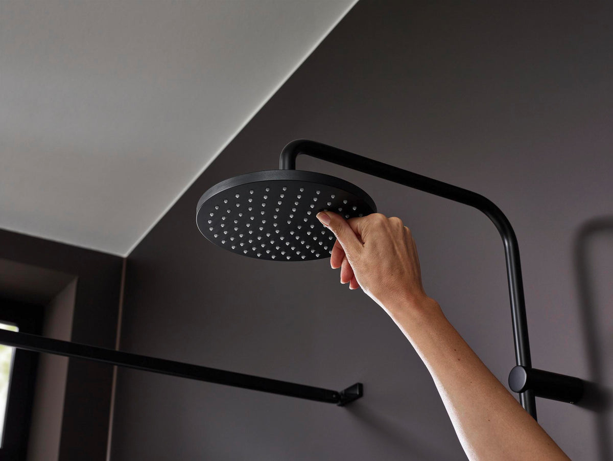 HANSGROHE Showerpipe VERNIS Blend 200 1jet mit Brausethermostat EcoSmart – Chrom