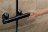 HANSGROHE Showerpipe Vernis Blend 240 mit Thermostat mattschwarz – Duschsystem mit Kopf- und Handbrause