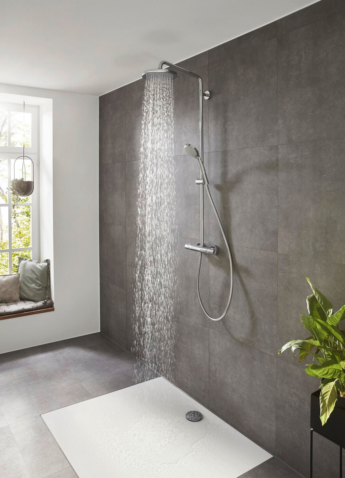HANSGROHE Showerpipe Croma 220 Air mit Thermostat Ecostat Comfort – Chrom, DN 15