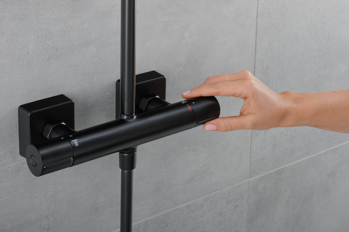 HANSGROHE Showerpipe Vernis Shape 240 mit Thermostat mattschwarz – Duschsystem