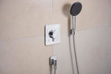 HANSGROHE Wandanschluss FixFit Fine Q mit Rückflussverhinderer – schwarz, 1/2 Zoll, 65 mm Rosette