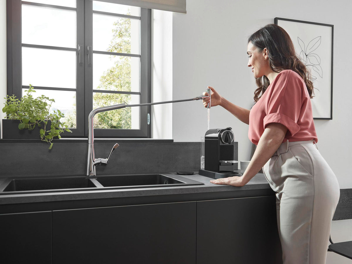 HANSGROHE Metris Select 320 Küchenmischer mit Ausziehauslauf, Select-Knopf und ComfortZone