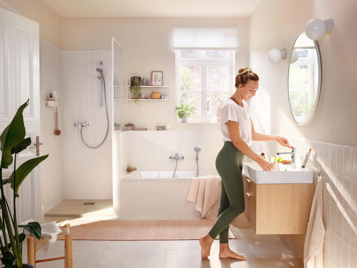 HANSGROHE Rebris S Einhebel-Wannenmischer Aufputz Chrom – Wandmontage, 2 Verbraucher, Temperaturbegrenzung