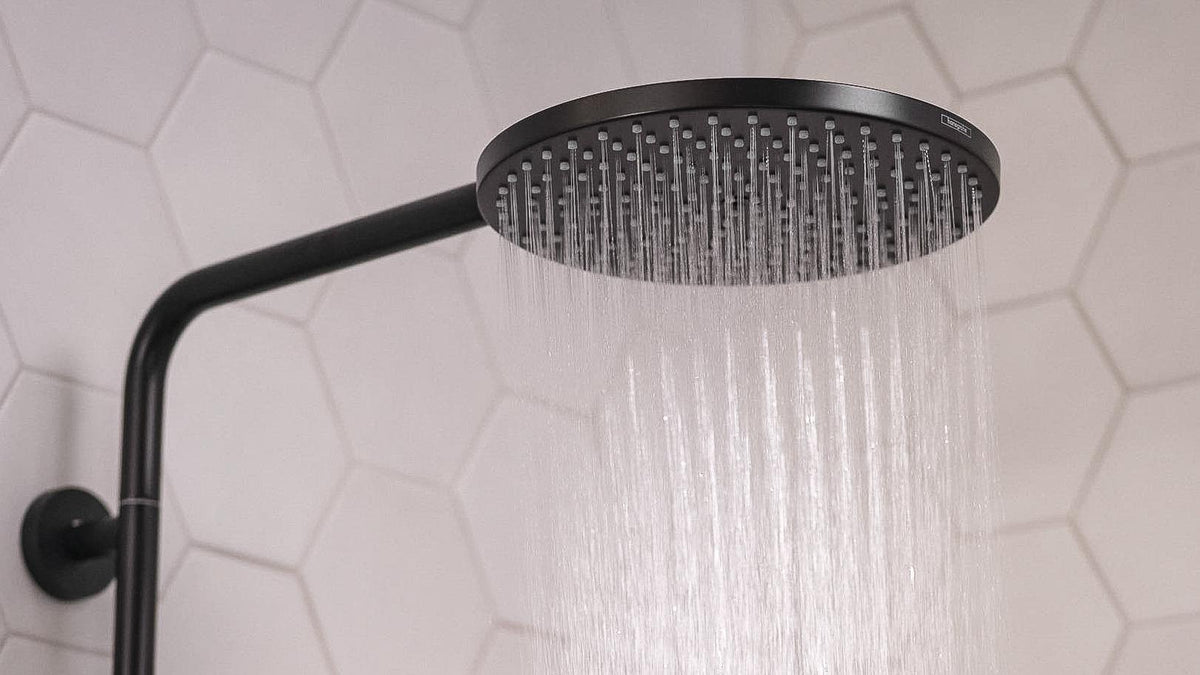 HANSGROHE Raindance Select S Showerpipe mit Thermostat Ecostat Comfort – 240 mm Kopfbrause, Chrom