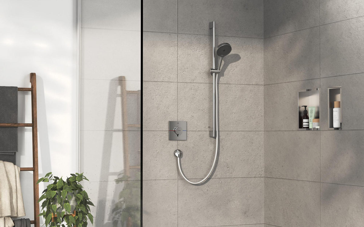 HANSGROHE ShowerSelect Comfort E Thermostat Fertigmontageset, Aufputz Chrom, 1 Verbraucher