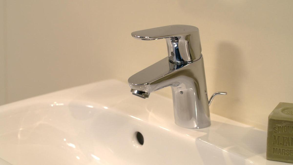 Hansgrohe Focus 70 Einhebel-Waschtischmischer DN 15 mit Zugstangen-Ablaufgarnitur, chrom