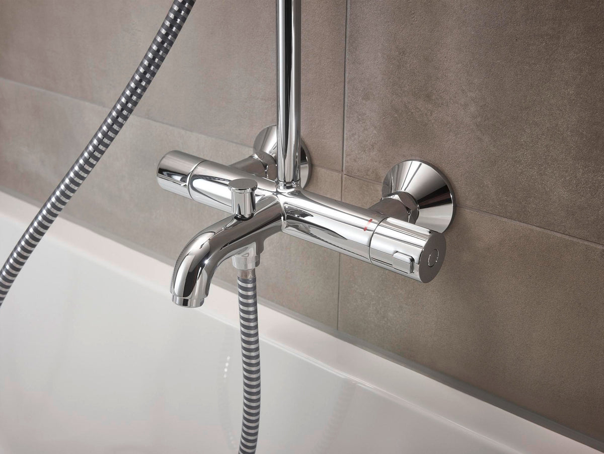 HANSGROHE Showerpipe VERNIS Blend 200 1jet mit Wannenthermostat EcoSmart chrom