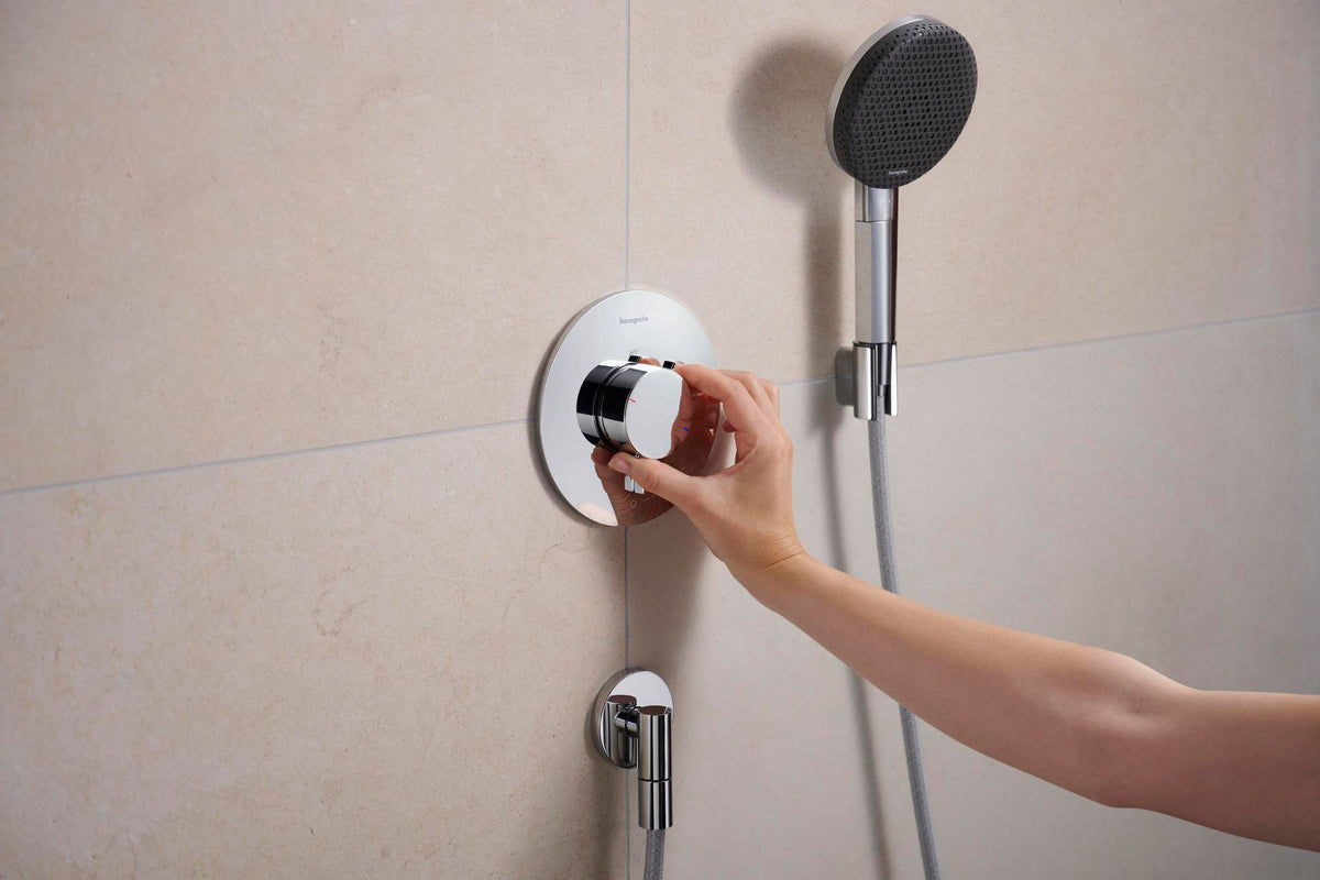 Hansgrohe FixFit Fine S Wandanschluss mit Rückflussverhinderer, 1/2 Zoll, schwarz