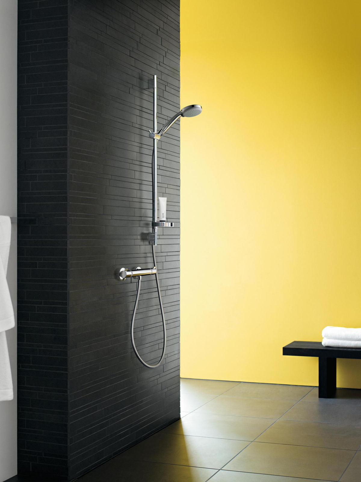 HANSGROHE Brauseset Croma 100 Vario mit Unica´C Stange 900 mm in Chrom – 4 Strahlarten & QuickClean