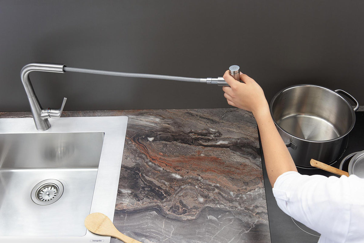 HANSGROHE Talis Select S 220 Küchenmischer mit Ausziehauslauf, Select-Knopf und ComfortZone, Chrom