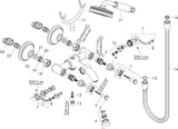 AXOR MONTREUX 2-Griff-Wannenarmatur DN 15, Aufputz, chrom – mit Handbrause & Brausehalter
