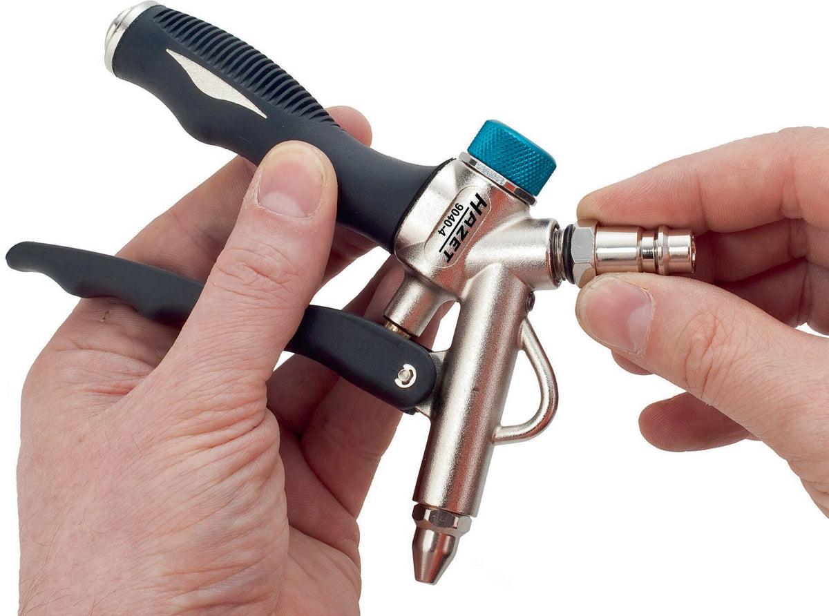HAZET Druckluftausblaspistole 9040-4 mit Kupplungsstecker DN 7,2 – Druckregulator & Kratzschutz