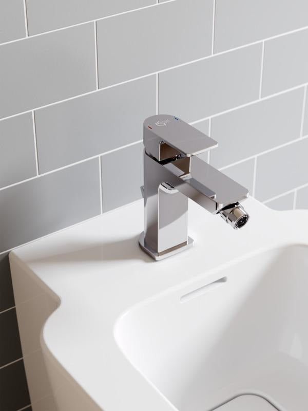 Ideal Standard Edge Bidetarmatur Chrom 115 mm mit Ablaufgarnitur und Keramikkartusche
