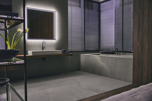 IDEAL STANDARD Conca Wandspiegel eckig 600x600 mm mit LED-Beleuchtung und Aluminiumrahmen