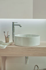 Ideal Standard Ceraline Waschtischarmatur mit 150 mm Ausladung, Ablaufgarnitur und Heißwasser-Sparfunktion