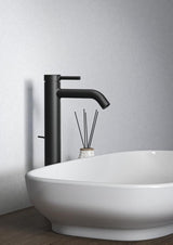 Ideal Standard Ceraline Nuovo Waschtischarmatur 135 mm mit Ablaufgarnitur und BlueStart, Chrom
