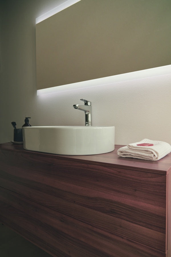 IDEAL STANDARD Mirror&Light Wandspiegel 500x700 mm mit LED-Ambientelicht und Antibeschlagfunktion
