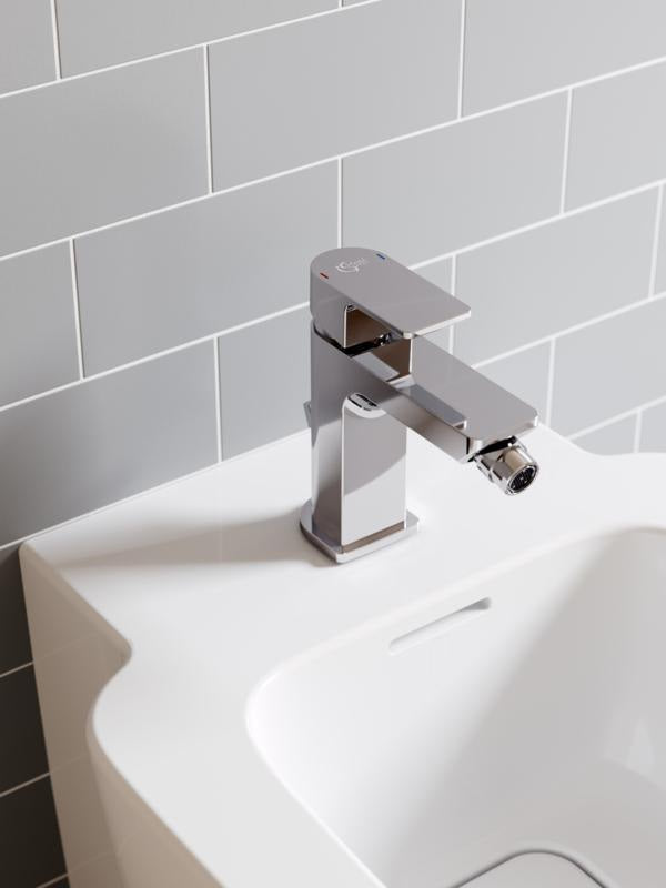 Ideal Standard Edge Bidetarmatur Chrom 115 mm mit Ablaufgarnitur und Keramikkartusche