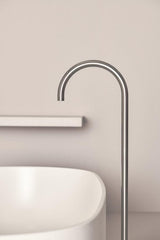 Ideal Standard Wanneneinlauf Joy freistehend Brushed Gold – Bodenstehender Auslauf mit Strahlregler