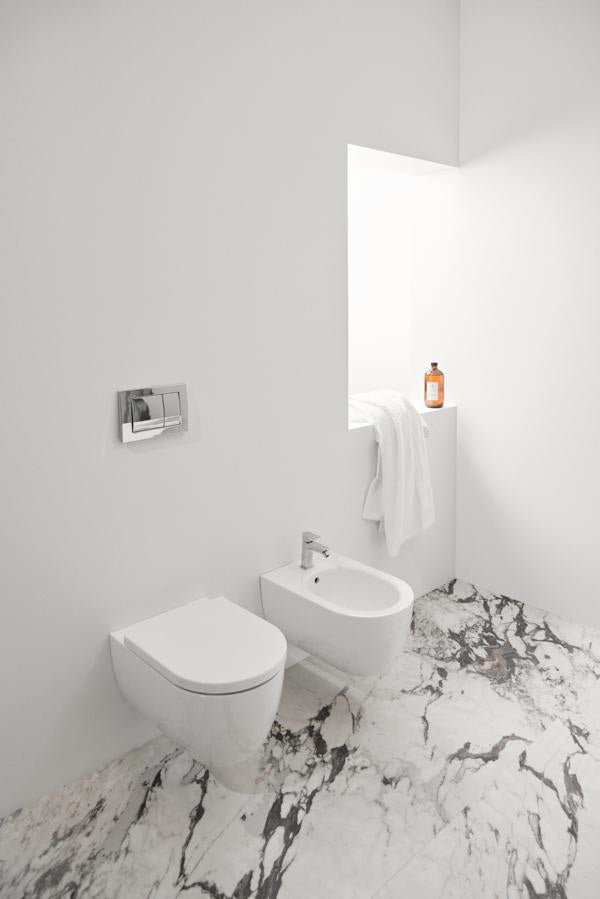 Ideal Standard Wandtiefspül-WC Blend Curve AquaBlade 355x540x340mm Weiß