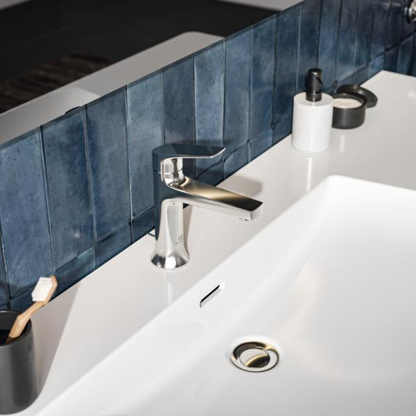 Ideal Standard La Dolce Vita Waschtischarmatur mit Ablaufgarnitur, Chrom, Heißwasser-Sparfunktion