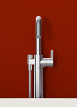 IDEAL STANDARD Joy Freistehende Wannenarmatur mit Stick-Handbrause 190mm in Brushed Gold