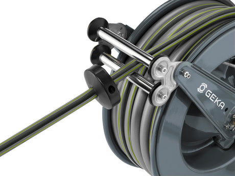 KARASTO Schlauchaufroller PA30SK G 1 AG mit GEKA® plus Winkeldreharmatur und 30m Schlauch
