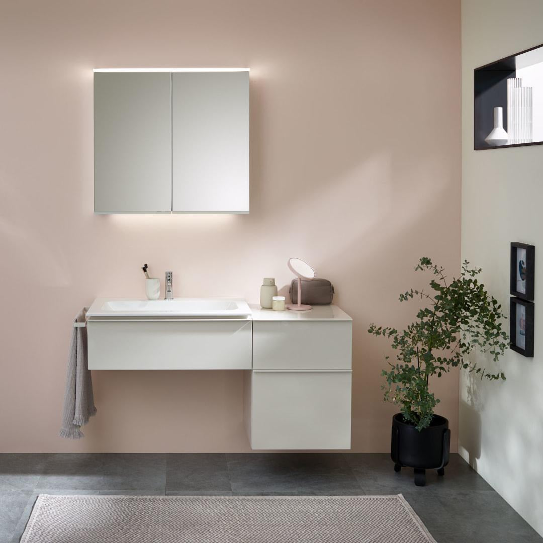 Geberit Option Plus Spiegelschrank mit LED-Beleuchtung, zwei Türen, 75x70x17,2 cm, verspiegelt