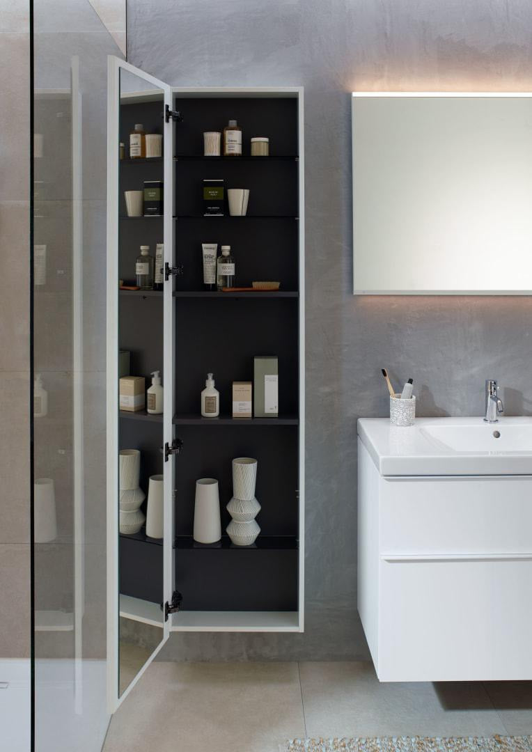 Geberit Hochschrank iCon 45 cm weiß hochglänzend mit Innenspiegel und Soft-Close