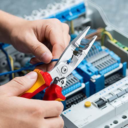 KNIPEX Elektroinstallationszange 200 mm VDE isoliert – Multifunktionszange mit Öse