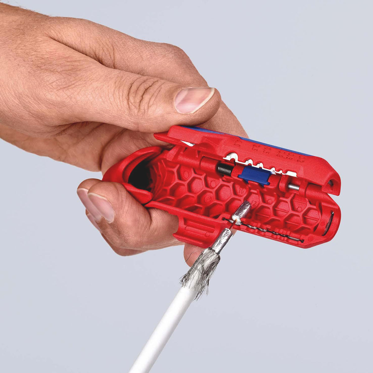 KNIPEX ErgoStrip® Universal-Abmantelungswerkzeug 130 mm für Rund-, Feuchtraum- und Datenkabel