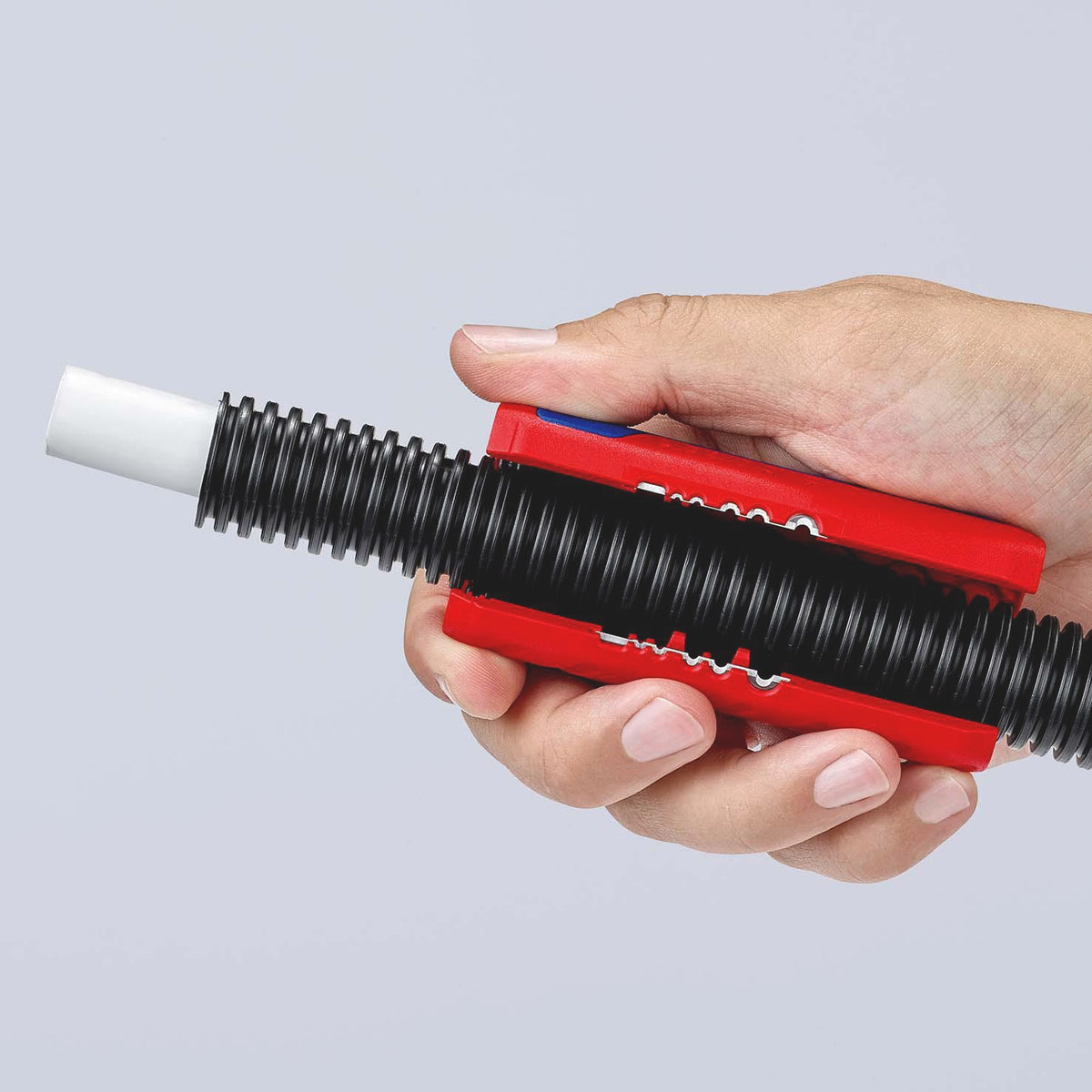 KNIPEX Abmantelungswerkzeug TwistCut 100 mm für Wellrohre und Litzen 0,2–4 mm²