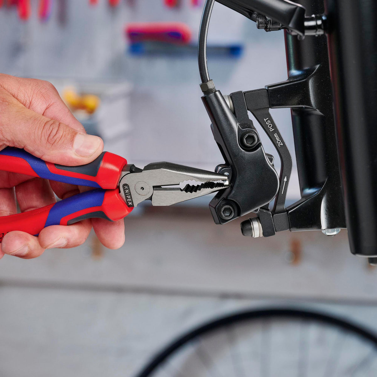 KNIPEX Spitzkombizange 145 mm Comfort-Griff – poliert, schwarz atramentiert, für Flach- und Rundmaterial