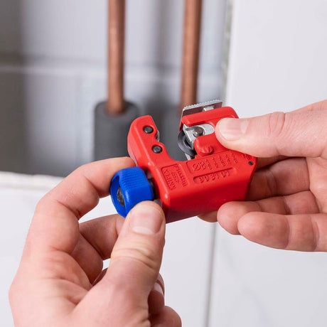 KNIPEX Rohrabschneider TubiX® S 3-30 mm – Für engste Räume & Edelstahl