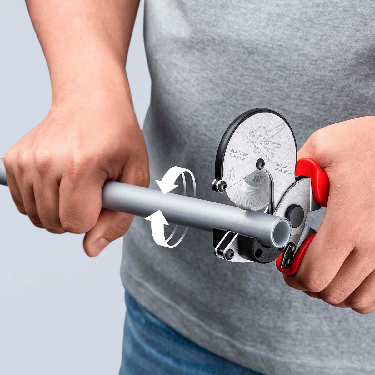 KNIPEX Rohrschneider für Verbund- und Kunststoffrohre Ø 26 mm, 210 mm Länge