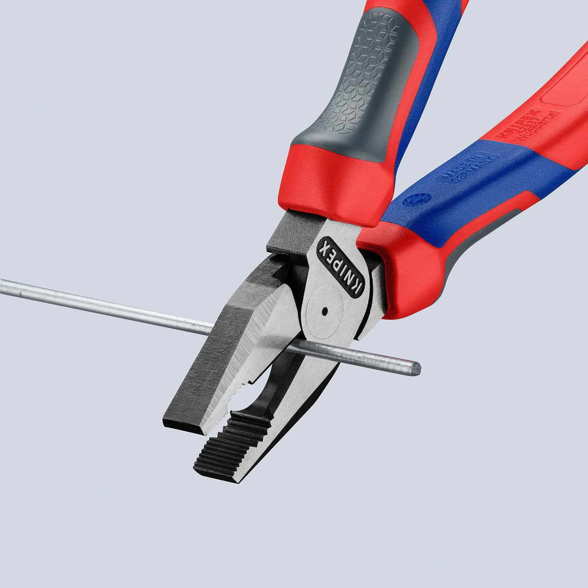 KNIPEX Kraftkombizange 180 mm mit Comfort-Griff – 35 % Kraftersparnis, poliert