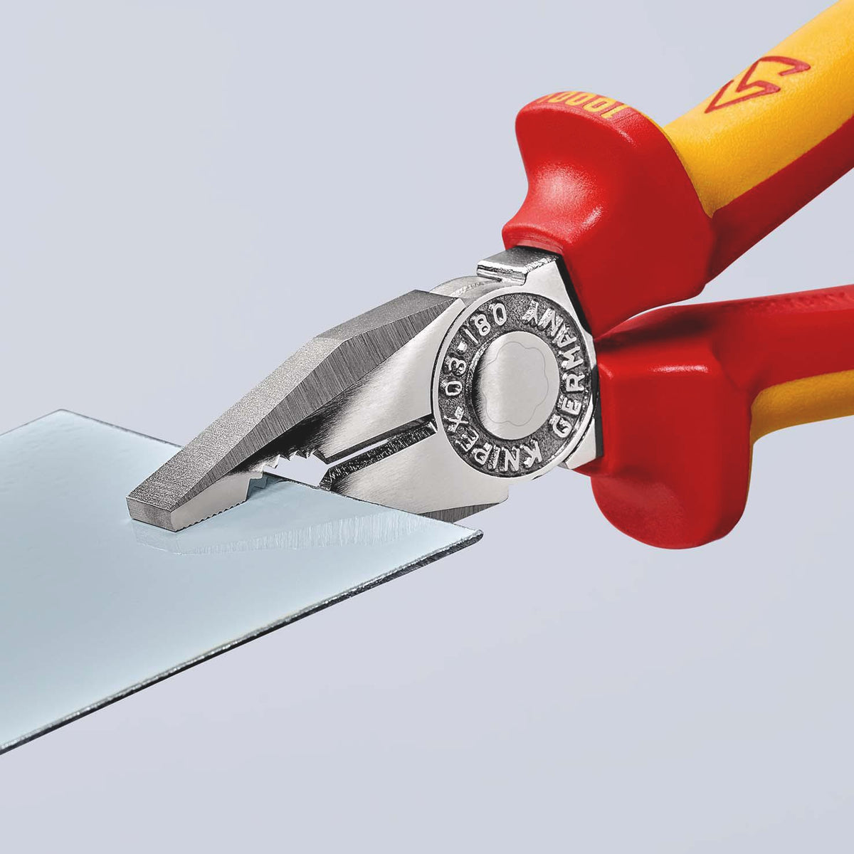 KNIPEX Kombizange VDE 160 mm mit Mehrkomponenten-Hüllen, verchromt, isoliert bis 1000 V