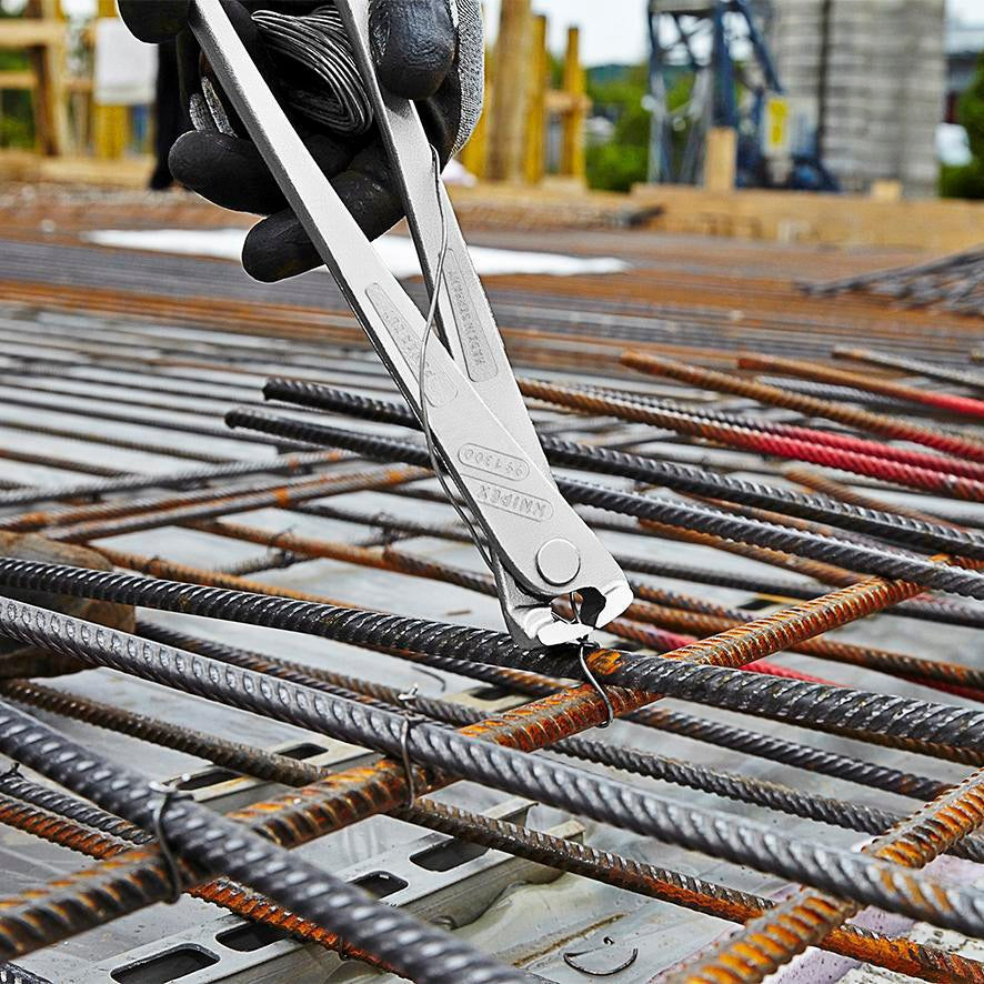 Kraftmonierzange 300 mm von KNIPEX – 25 % Kraftersparnis, glanzverzinkt