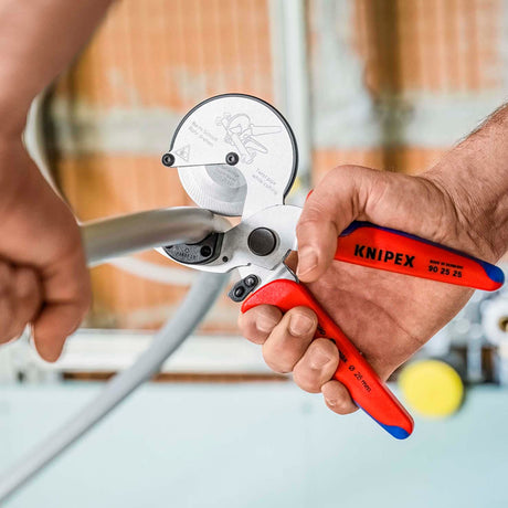 KNIPEX Rohrschneider für Verbund- und Kunststoffrohre Ø 26 mm, 210 mm Länge