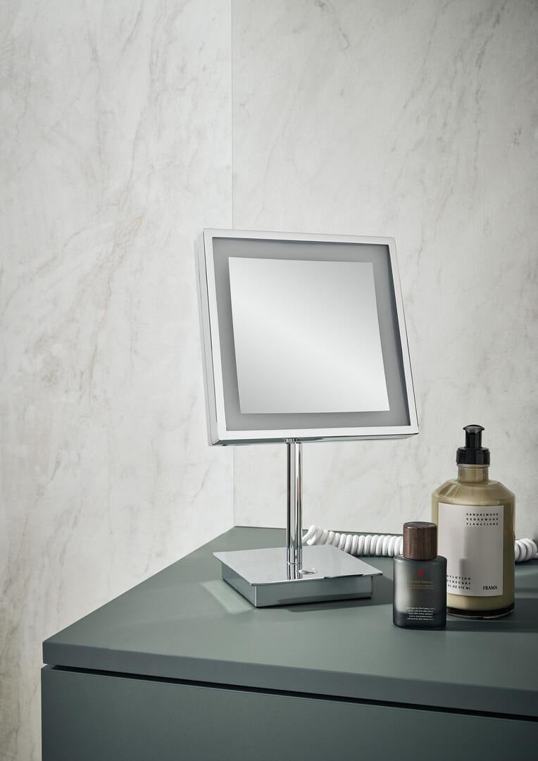EMCO LED-Kosmetikspiegel pure 3-fach, rund, 200 mm, mit Touchsensor & Farbwechsel