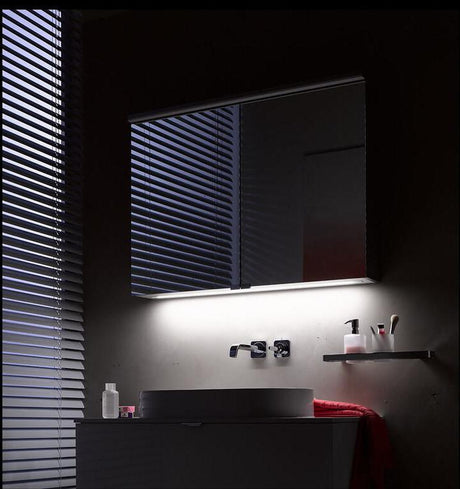 EMCO Lichtspiegelschrank pure 600 mm, 1 Tür, LED 4000K, Aluminium, IP44, Soft-Close