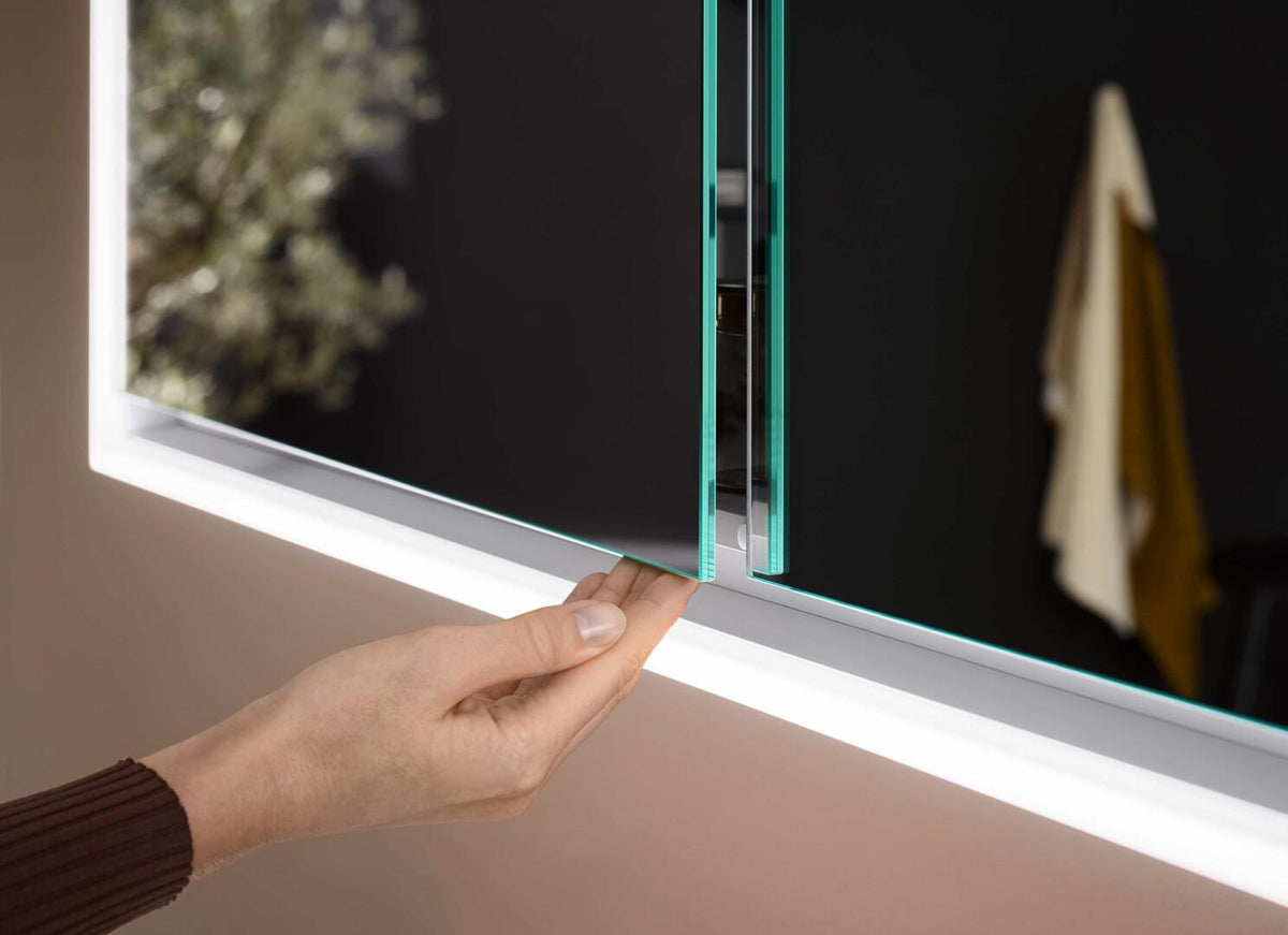 EMCO Bad Lichtspiegelschrank LOFT Unterputz 800 mm, 2-türig, Aluminium, umlaufende LED-Beleuchtung