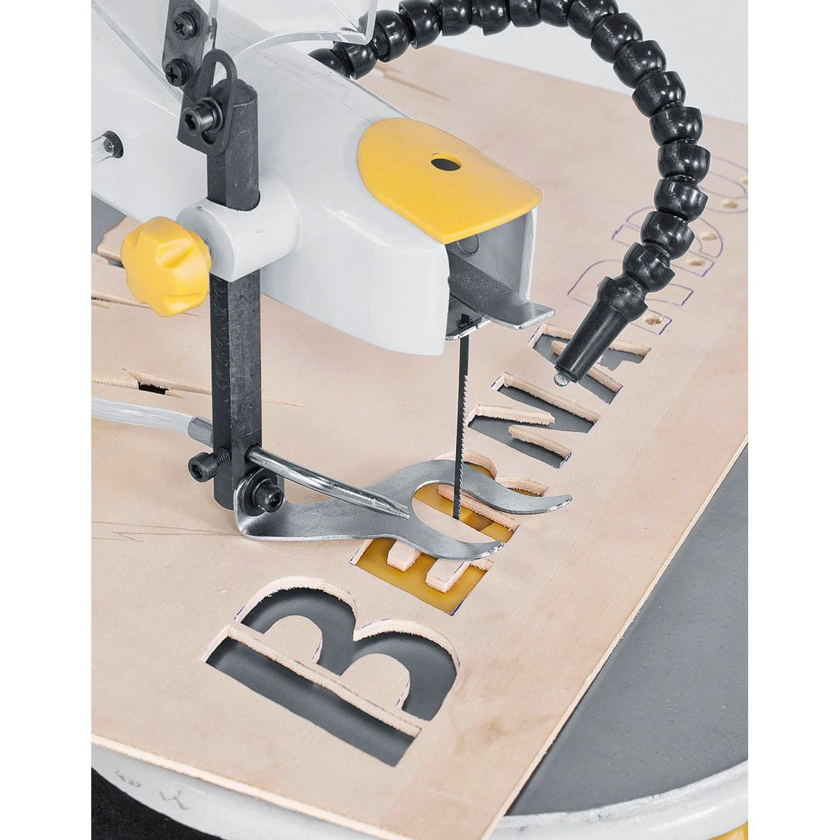 BERNARDO Dekoupiersäge – Modell SS 560 N Vario / 230 V
