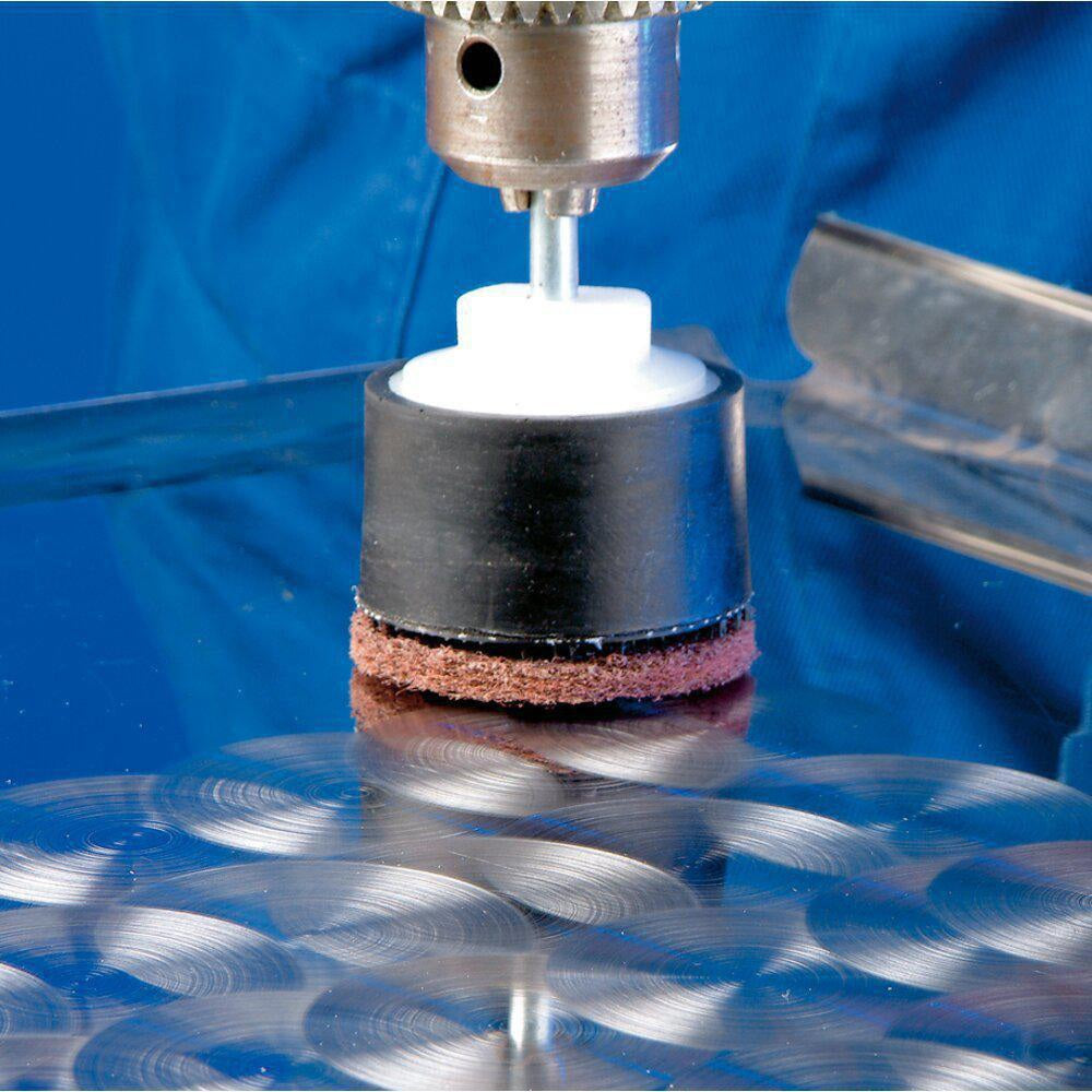 PFERD POLINOX Schleifvliesscheibe 40 mm medium Körnung 100 braun – 100 Stück