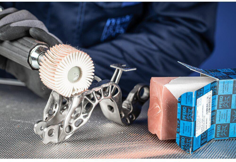 PFERD Polierpastenriegel PP Vorpolitur grün 1100 g für Stahl und INOX