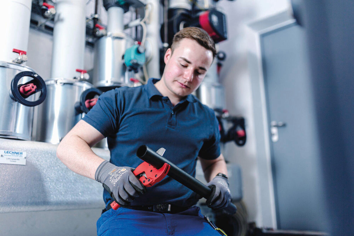 ROTHENBERGER ROCUT® TC 63 Professional Kunststoffschere für PP/PE/PB/PEX/PVDF Rohre 0-63 mm