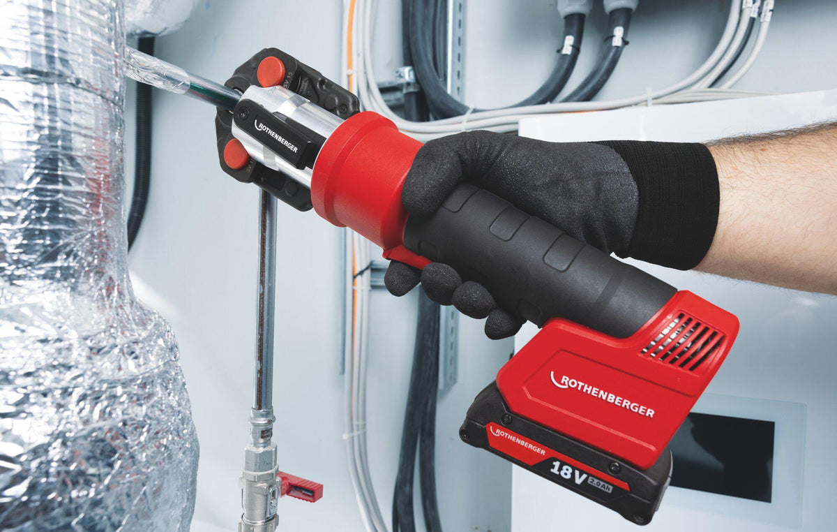 ROTHENBERGER Hybrid-Pressmaschine ROMAX NANO iJaw 32 kN – Akku-Presswerkzeug für Fittings bis 110 mm