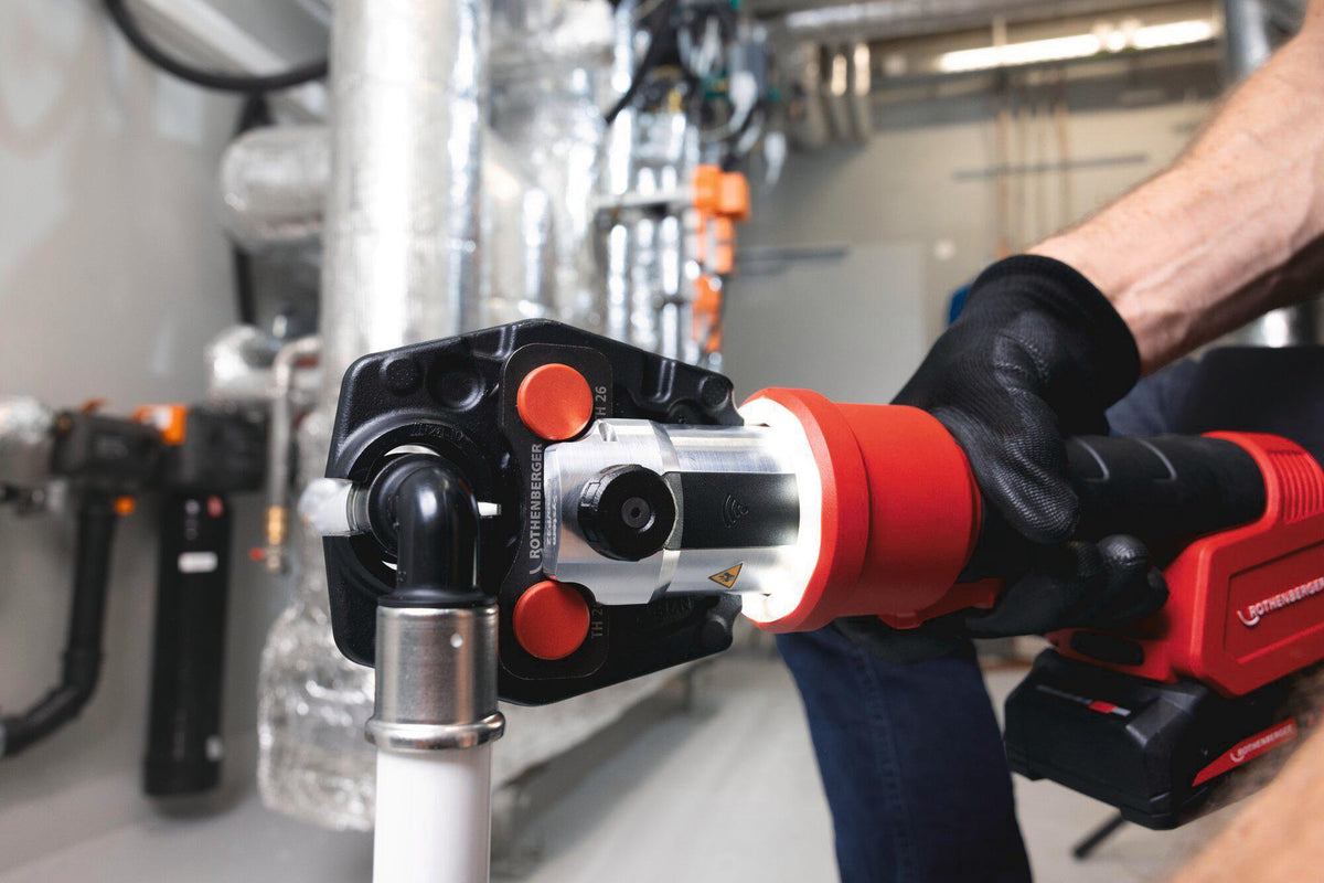 ROTHENBERGER Hybrid-Pressmaschine ROMAX NANO iJaw 32 kN – Akku-Presswerkzeug für Fittings bis 110 mm