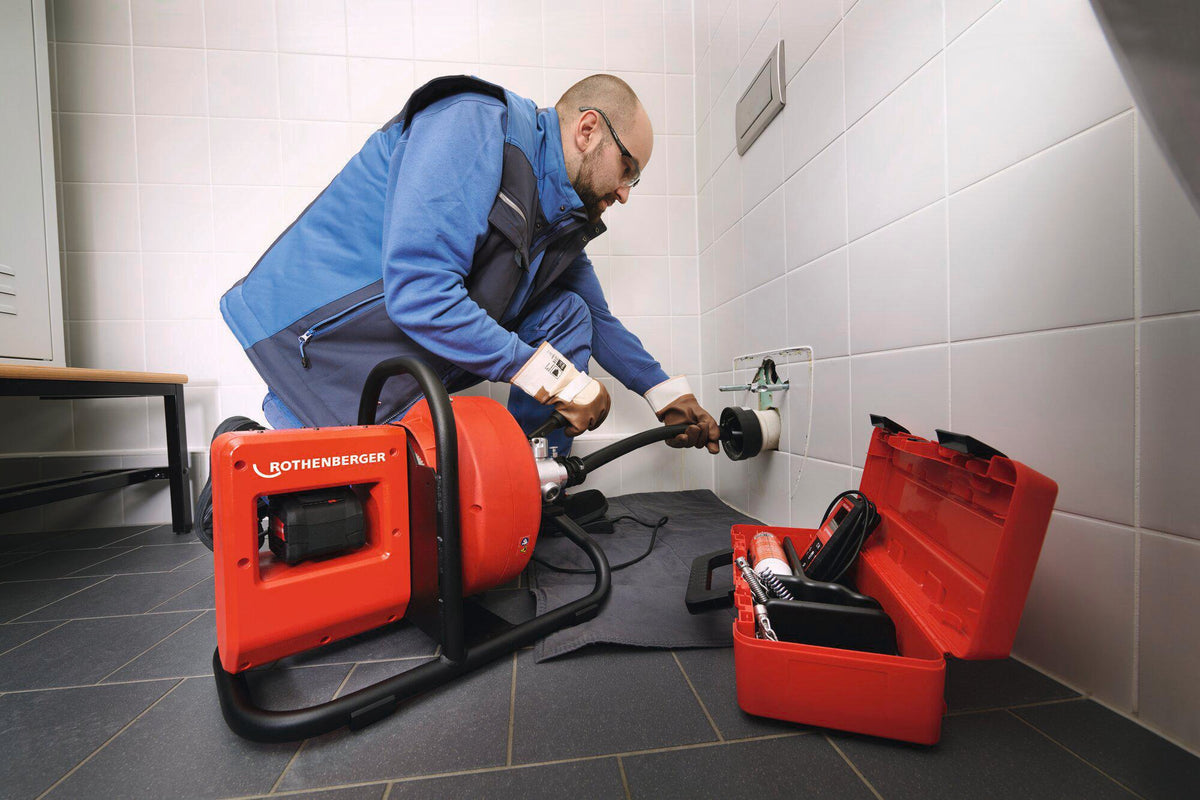 ROTHENBERGER Akku-Rohrreinigungsmaschine RODRUM VarioClean CAS für Rohr-Ø 40-100 mm, 18 V, 8 Ah